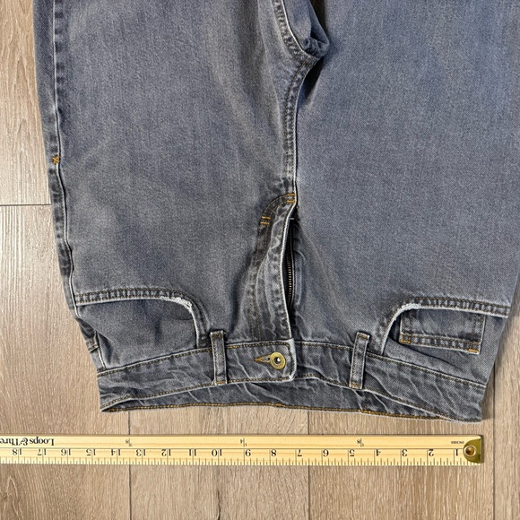 Men's Gray Straight Jeans - Picture 7 of 10